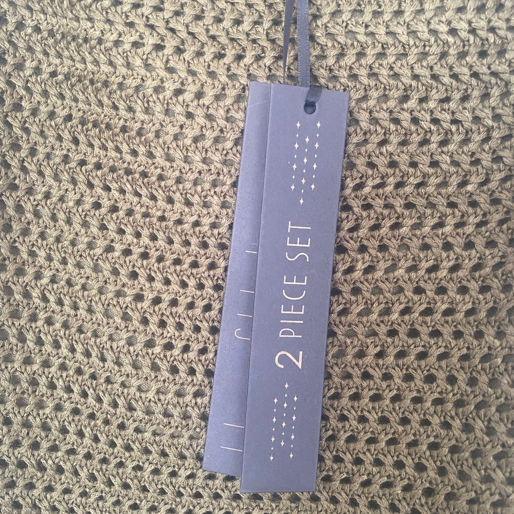 House of Harlow 2pc set. NWT - Picture 4 of 4